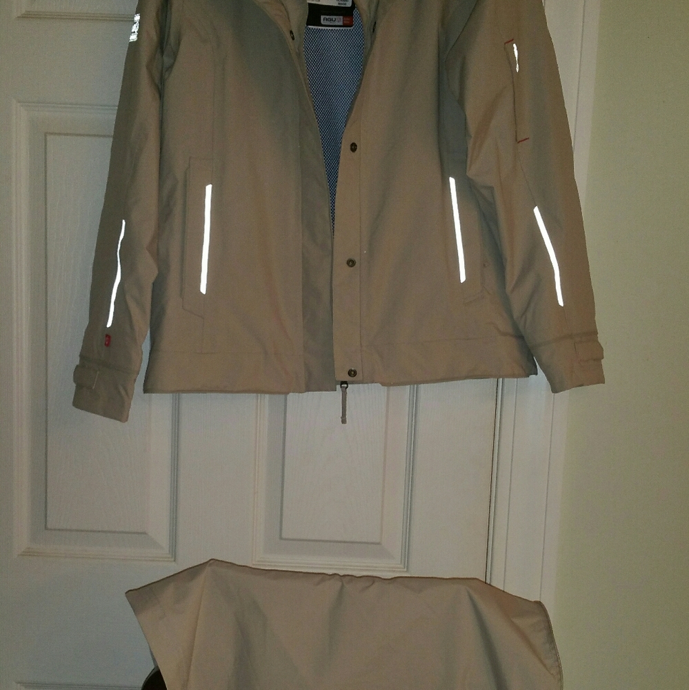 Agu Masaki Women Raincoat Reflective